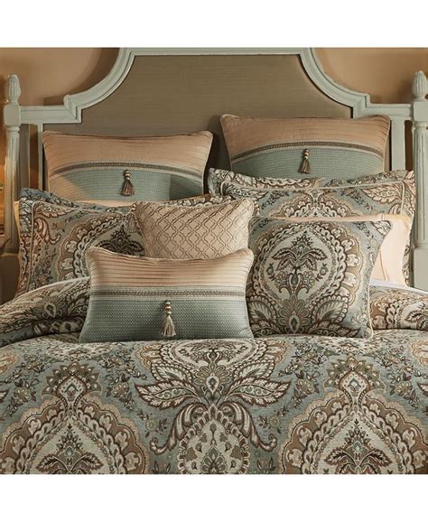 croscill bedding sets queen|discontinued croscill bedding sets comforters.